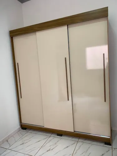Guarda roupas novos