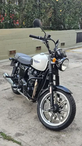 Bonneville T100 SE (exclusiva com rodas de liga)