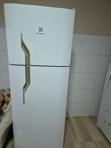 Geladeira dc44 Electrolux