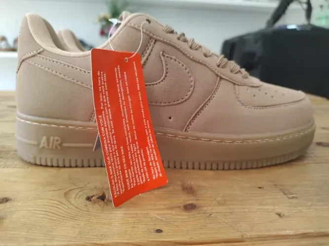 TÊNIS NIKE AIR MARROM NUMERAÇÃO 41