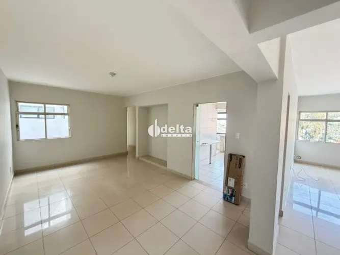 Apartamento com 3 quartos sendo 2 suite para locação e venda no bairro Lídice em Uberlândi