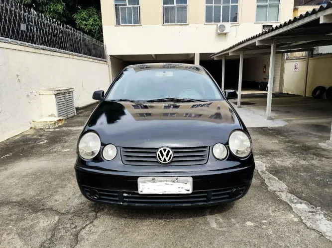 Volkswagen Polo Sedan 1.6 MI 101cv 8V 4P 2004