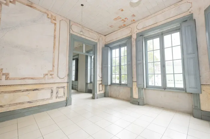 Prédio comercial à venda no centro de Pelotas - com 579 m² (sendo 18 metros de frente), 2