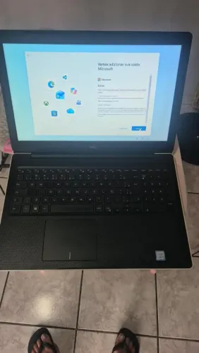 Notebook Dell funcionando