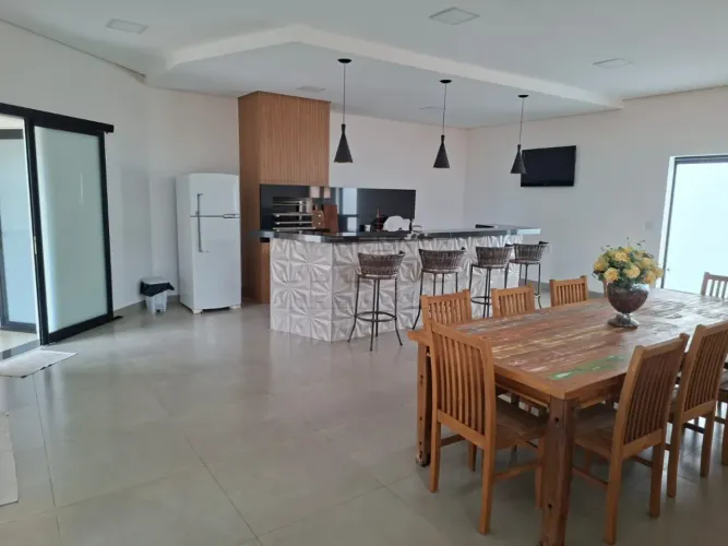 Rancho / venda - Rancho 1.500m² terreno e 100m² casa e lazer / Cidade de Itaju em SP