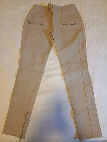 Calça de Couro Animale Tam 40.