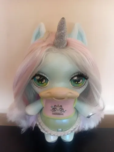 Unicórnio Poopsie Crybaby