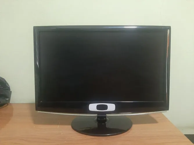 Monitor LCD 19 polegadas