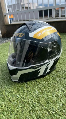 Capacete x11 revo 