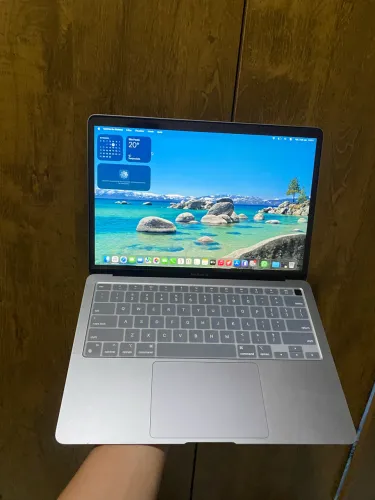 MacBook Air M1