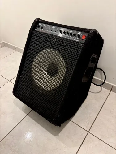 Amplificador de Contrabaixo Warm Music 115 BSM - 200W - Bivolt