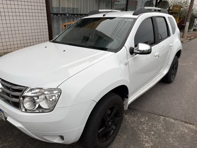 Renault Duster Dynamique 2.0 Hi-flex 16V Aut. 2015
