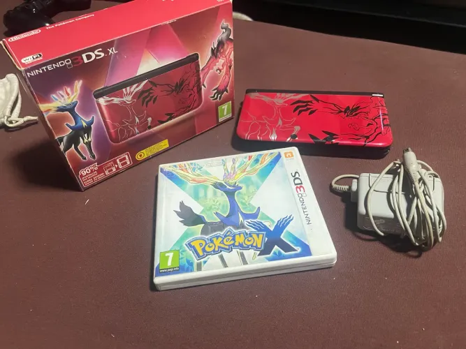 Nintendo 3ds XL Pokémon X/Y edition 
