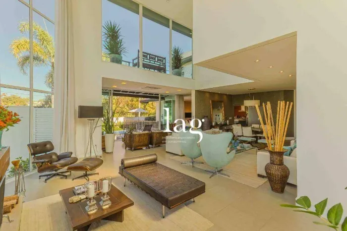 Casa com 5 dormitórios à venda, 512 m² por R$ 3.450.000,00 - Condomínio Mont Blanc - Soroc