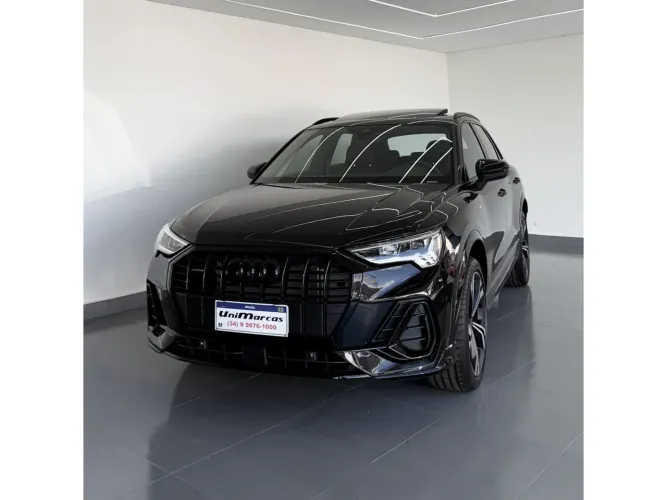 Audi Q3 Perf. Black.plus 2.0 TFSI Tip. Quat. 2025