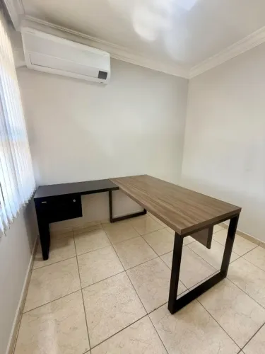 MESA DE ESCRITÓRIO