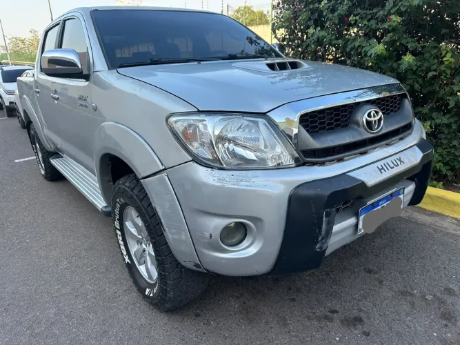 Toyota Hilux CD SRV D4-d 4X4 3.0 TDI Diesel AUT 2006