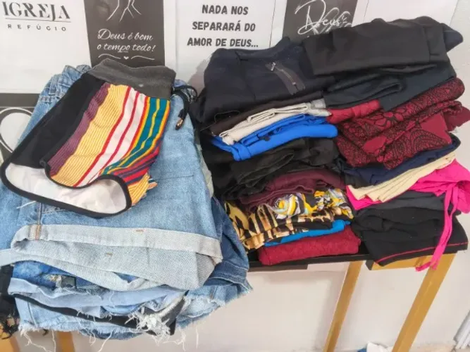 Lote legging e shorts feminino 