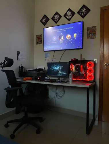 PC GAMER RYZEN 7 5700X RX7600 8GB