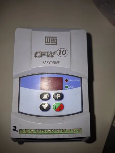INVERSOR DE FREQUÊNCIA WEG 1CV