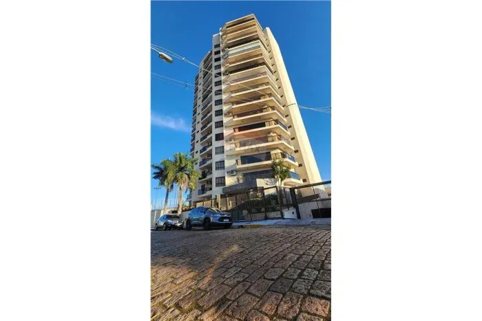 Apartamento de Luxo no Centro de Lins - Alugue Já!