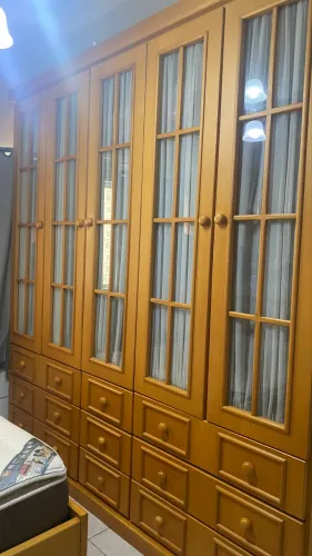 Quarto completo de madeira, com colchão, montagem tudo incluido, urgente mudança 