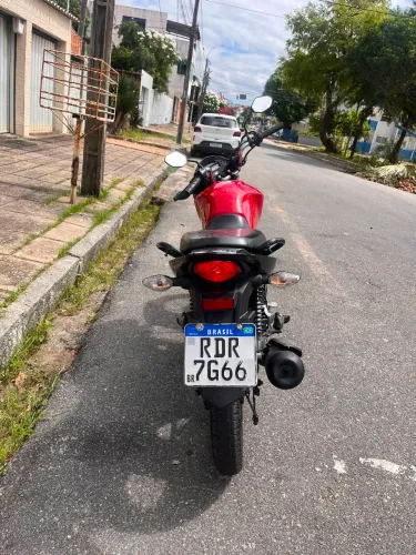 Honda start 160cc vermelho ano 2023.R$14.500,00