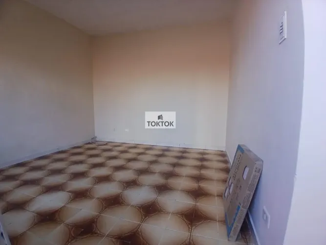 Casa para Locação em São Paulo, Vila dos Remédios, 1 dormitório, 1 banheiro