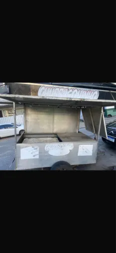 Vende-se carrinho de churrasquinho 