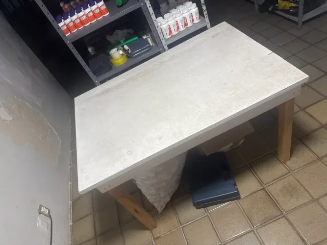 Mesa MDF reforçada industrial