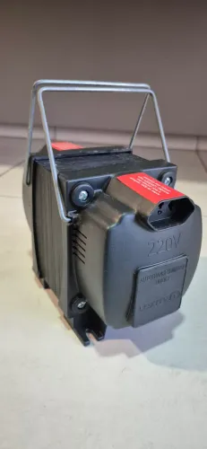 AUTOTRANSFORMADOR 2000VA BIVOLT FORCE LINE 10A