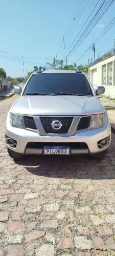 Nissan Frontier SV AT. CD 4X4 2.5 TB Dies. Aut. 2016