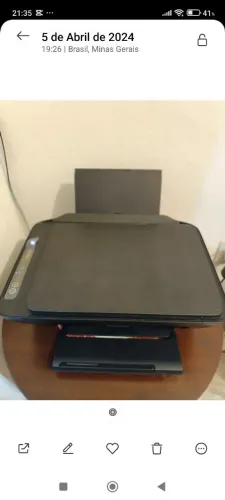 Vende - se impressora praticamente nova.