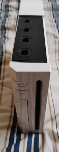 Vídeo game Nintendo Wii com cabos e controles - favor ler anúncio