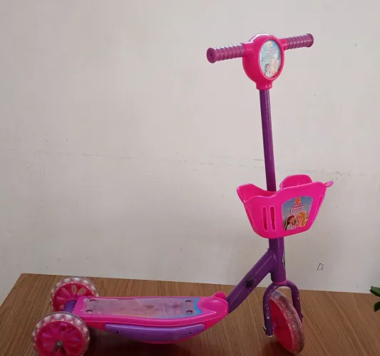 Patinete infantil menina