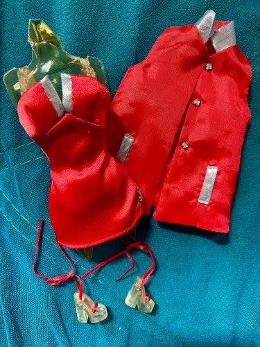 Roupa Barbie maiô e saída de banho Marilyn Monroe collector 