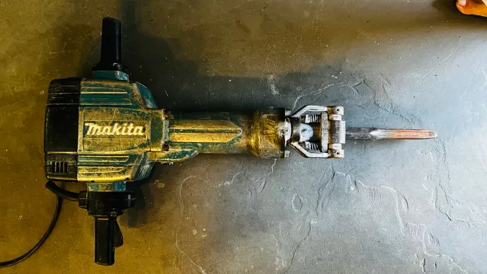 Rompedor/Martelete Makita 32kg HM1810
