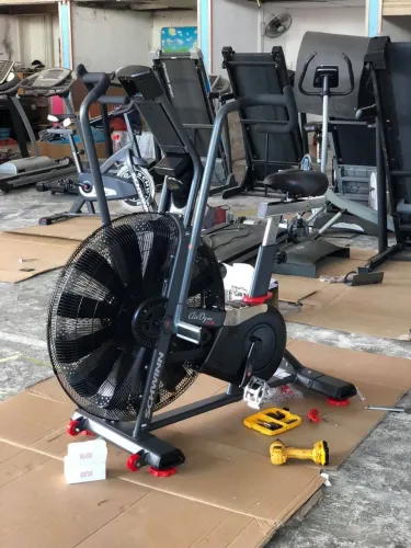 Air bike Ad8 crossfit