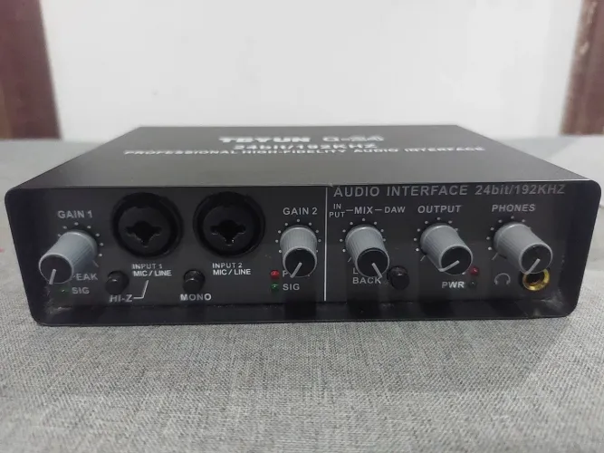 Interface de Áudio USB Teyun q24 24bit 192kHz AudioBox 2 Entradas 4 Saídas