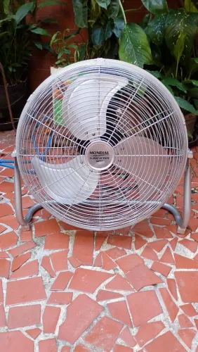 Circulado de ar mundial 50c
