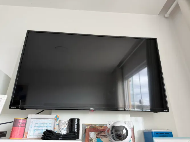 TV 43? polegadas Philco novíssima!