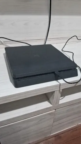 Playstation 4 Slim 1TB