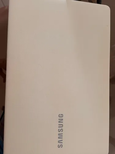 Notebook Samsung i5, com placa de vídeo nvdia Gforce