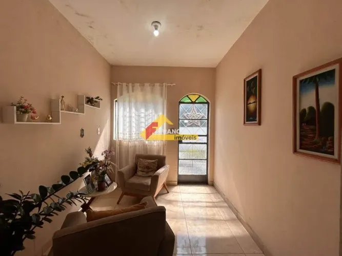 Casa para aluguel, 3 quartos, 1 vaga, Interlagos - Divinópolis/MG