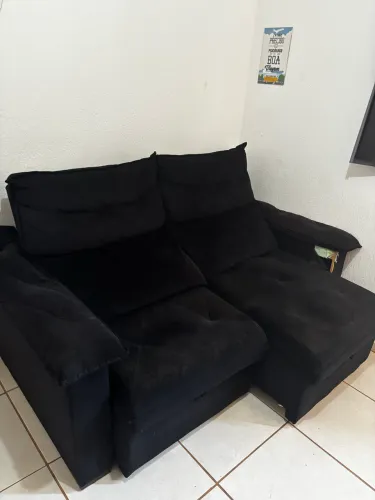 Sofá retrátil preto 