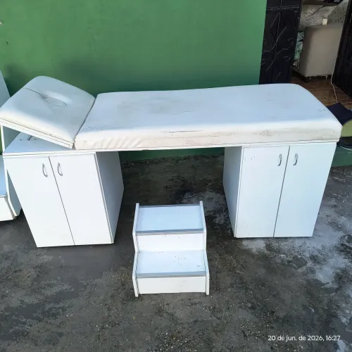 Maca com armários bom estado
