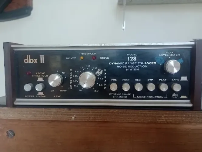 DBX II modelo 128 vintage 1982