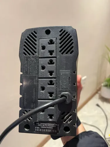 Lote de eletrônicos - entrego na ZN de PORTO ALEGRE