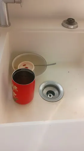 Vendo TV 40 polegadas mas n é smart mas é novinha quero 400 reais