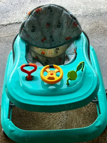 Vende andador infantil
